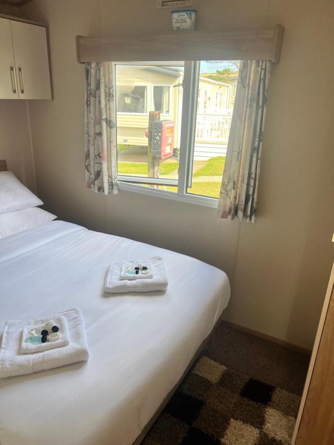 Oakley Newquay Bay Resorts Extérieur photo