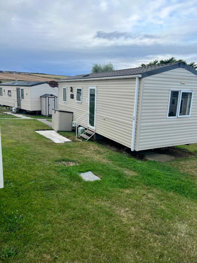 Oakley Newquay Bay Resorts Extérieur photo